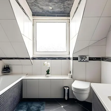 Stilvolle Nahe Frankfurt Apartment Offenbach am Main